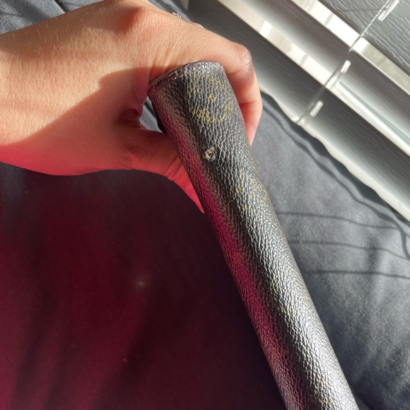 Louis Vuitton Wallet - Picture 8 of 10